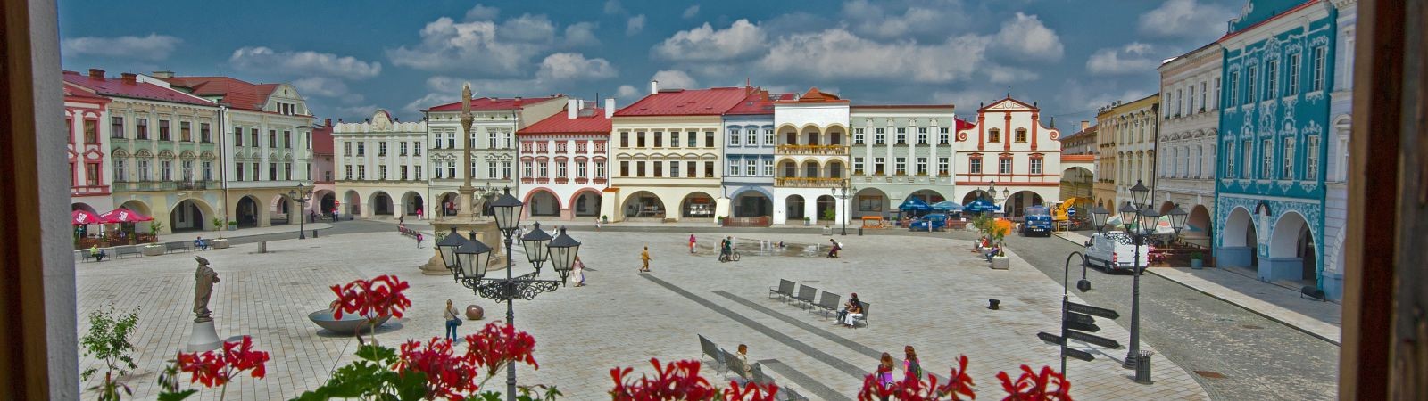 Z Beskyd jedním skokem do Itálie, Španělska i do zázračných Lurd