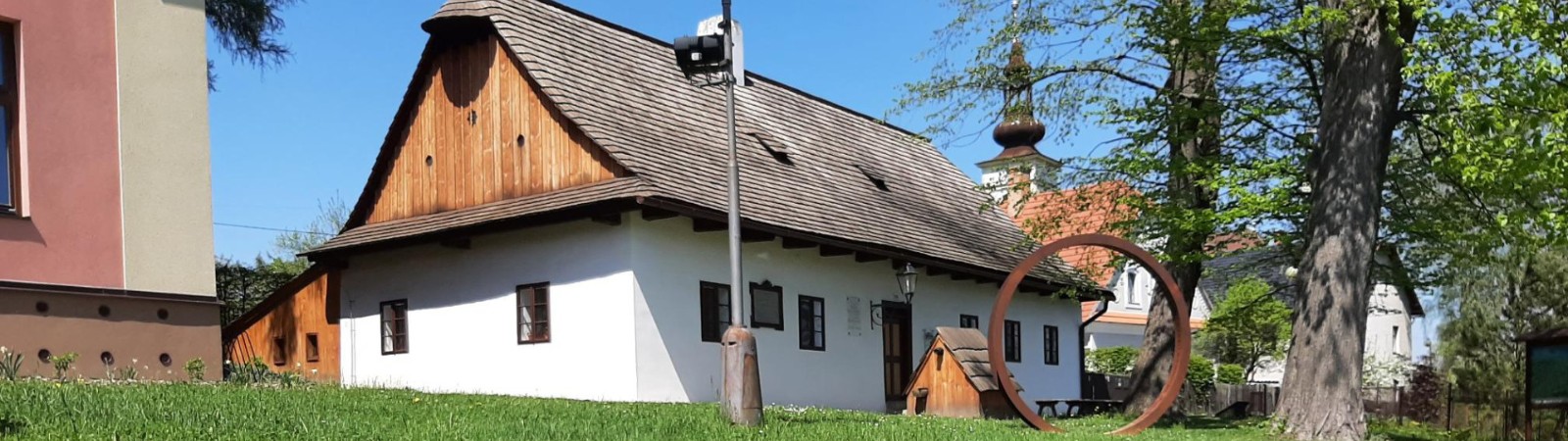 Za otevřením 6. fotopointu do Hodslavic (třeba na kole!)