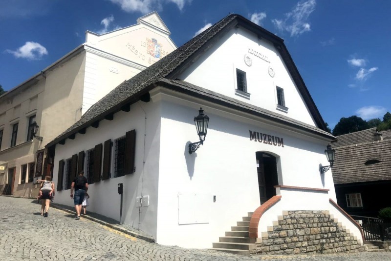 Brána do světa pravěku
