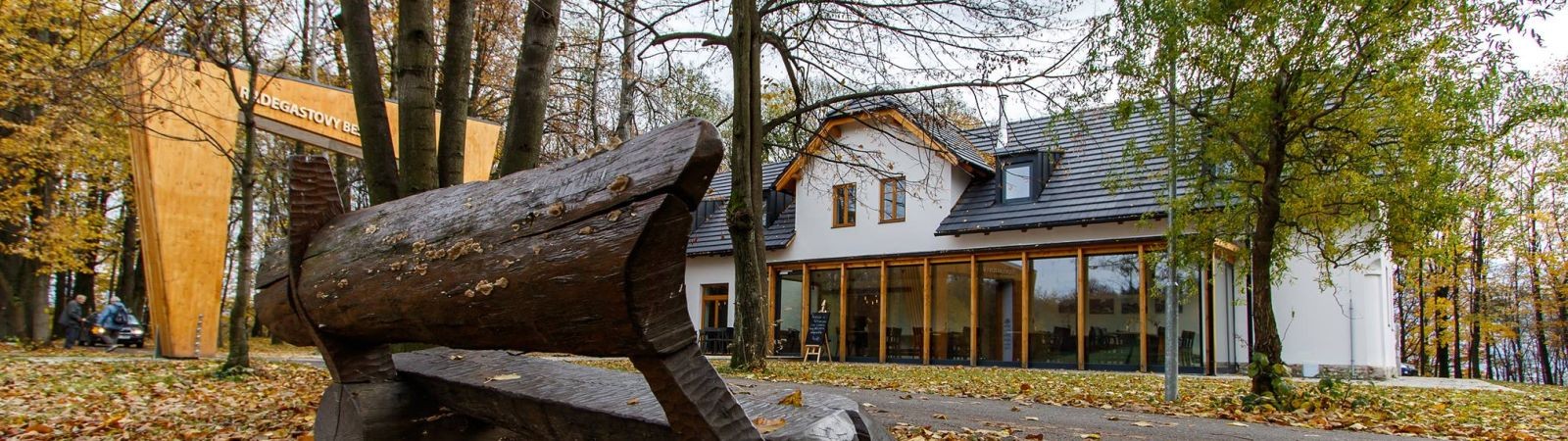 Rekovice – restaurace a lesní hotel
